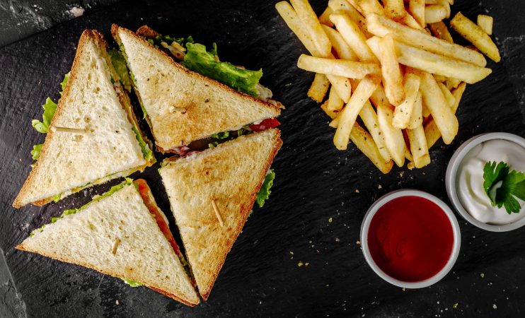 club-sandwiches-with-tomato-ketchup-mayonnaise-potatoes